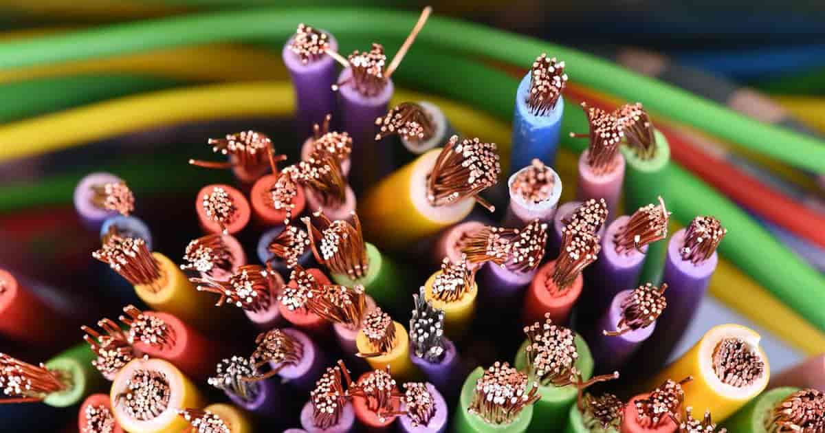 تصویر 4 از سیم برق روکش دار با محافظت کامل و ایمنی بالا